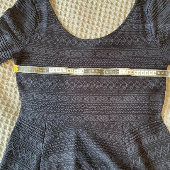 ✨HOST PICK✨DIVIDED Navy Patterned Mini Dress Size M (AU 12) - Picture 8 of 10